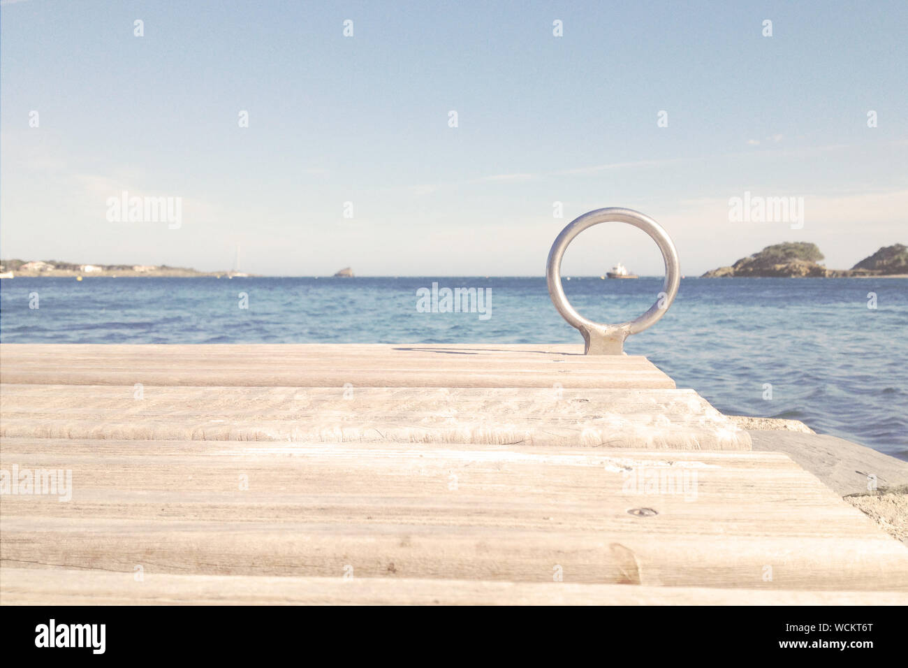Mooring jetty hires stock photography and images Alamy