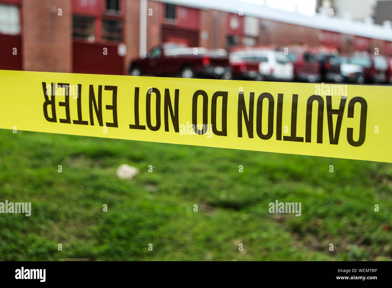 Caution do not enter tape sign hires stock photography and images Alamy