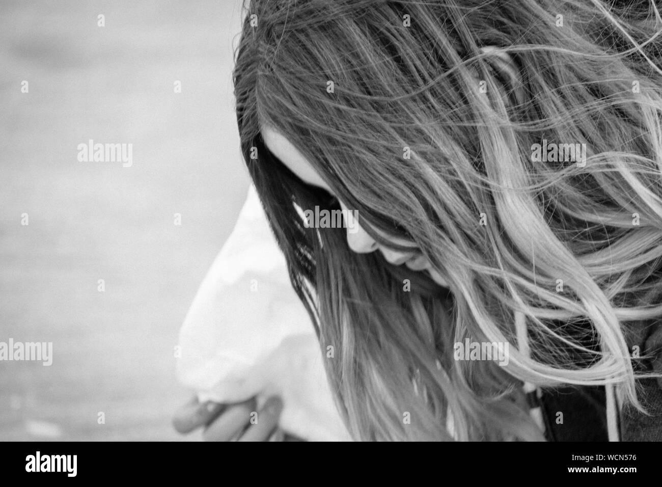 Woman highlights hair Black and White Stock Photos & Images - Alamy Woman highlights hair Black and White Stock Photos & Images - Alamy