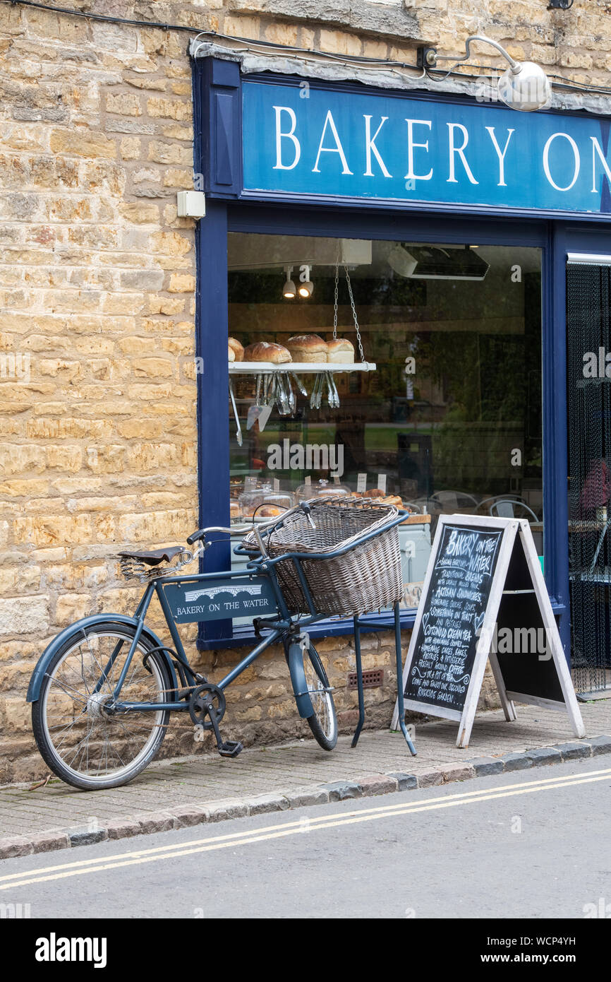 Bakery shop. Bakery on the Water. Bourton on the water. Cotswolds ...