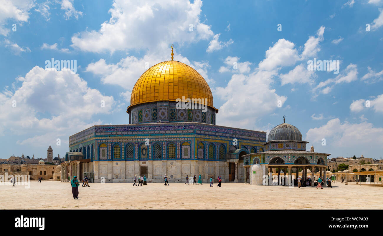 A picture of the Dome of the Rock Stock Photo - Alamy
