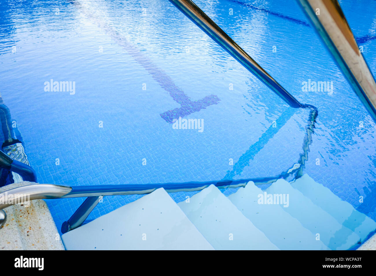 Stairs to enter and exit a pool Stock Photo Alamy