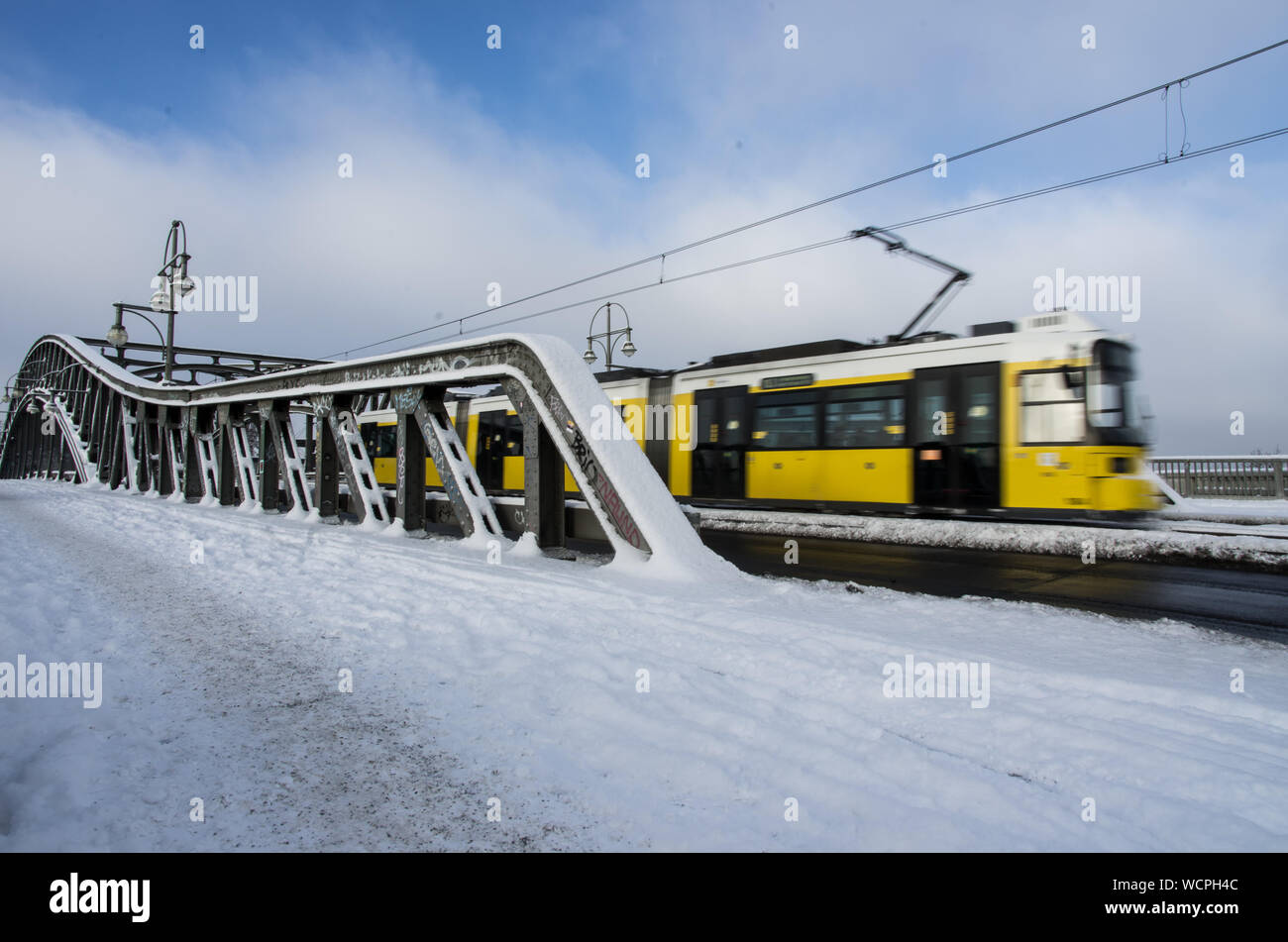 Bornholmer bridge hi-res stock photography and images - Alamy