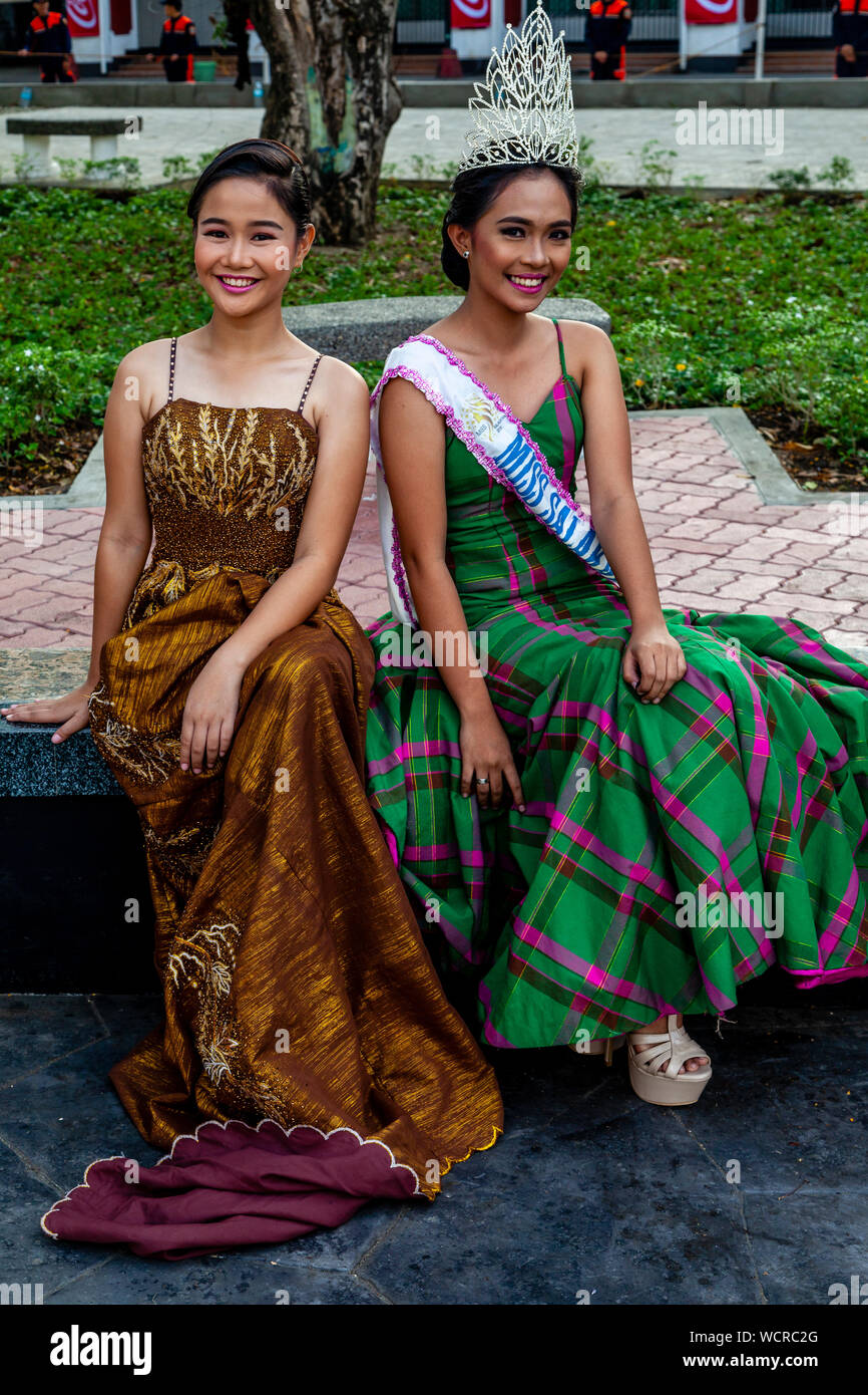 Local Beauty Queens At The Dinagyang Festival, Iloilo City, Panay Island, The Philippines. Stock Photo