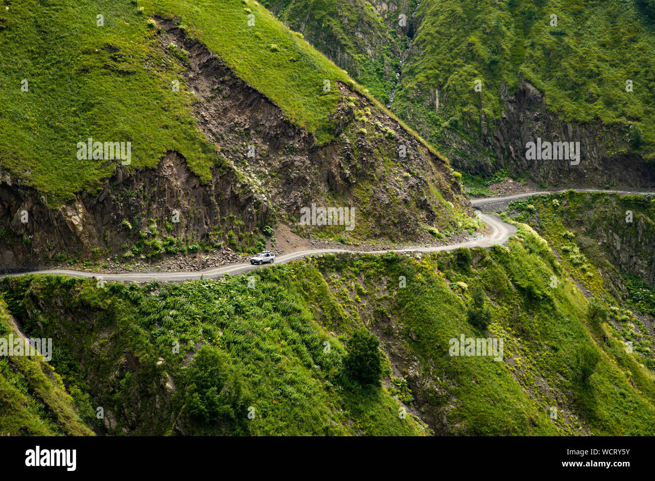 The most dangerous mountain road Tusheti Stock Photo Alamy