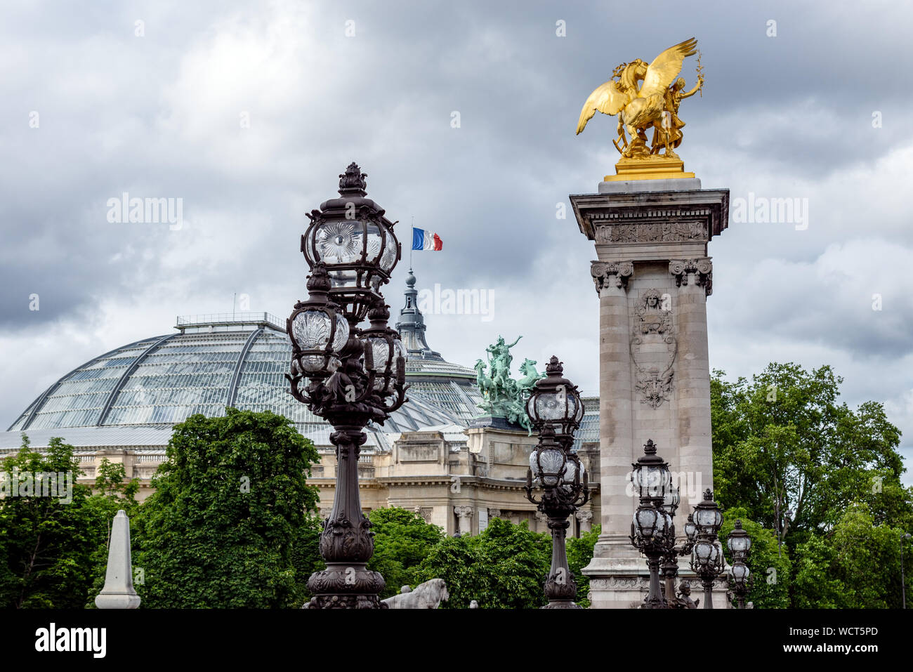 Pont Alexandre III - Paris France Stock Photo - Alamy