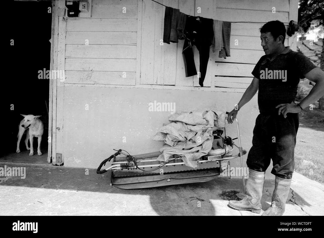 Only Boys Black And White Stock Photos Images Page 2 Alamy