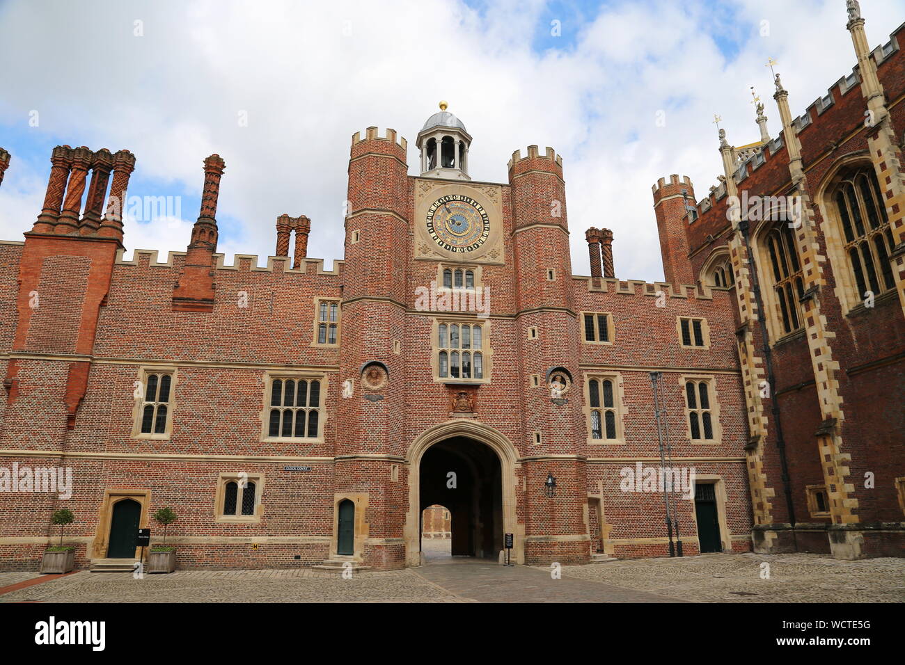 Anne Boleyn Tower and Astronomical Clock, Clock Court, Hampton Court