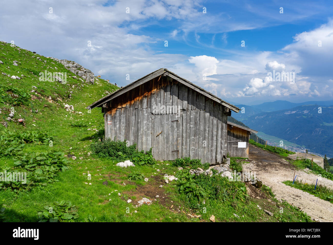Rustic hut in the mountains hi-res stock photography and images - Alamy