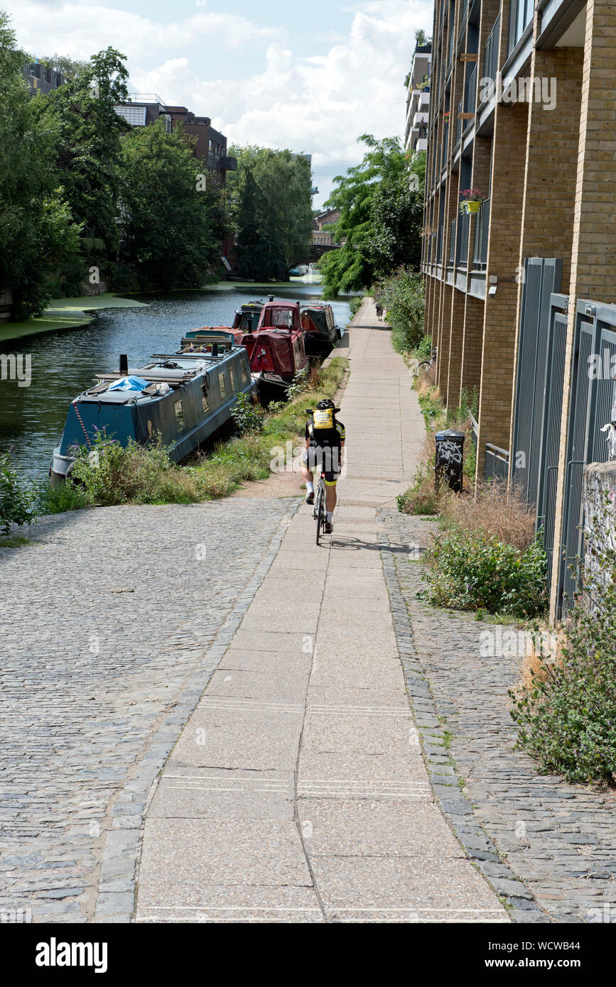 Towpath Cycling canal cyclist towpath hi-res stock photography and images - Alamy