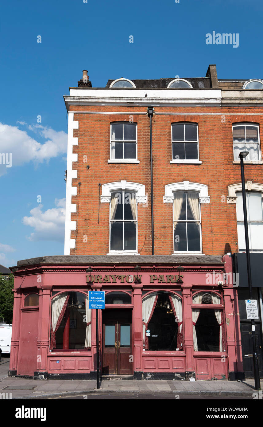 Drayton park public house hires stock photography and images Alamy