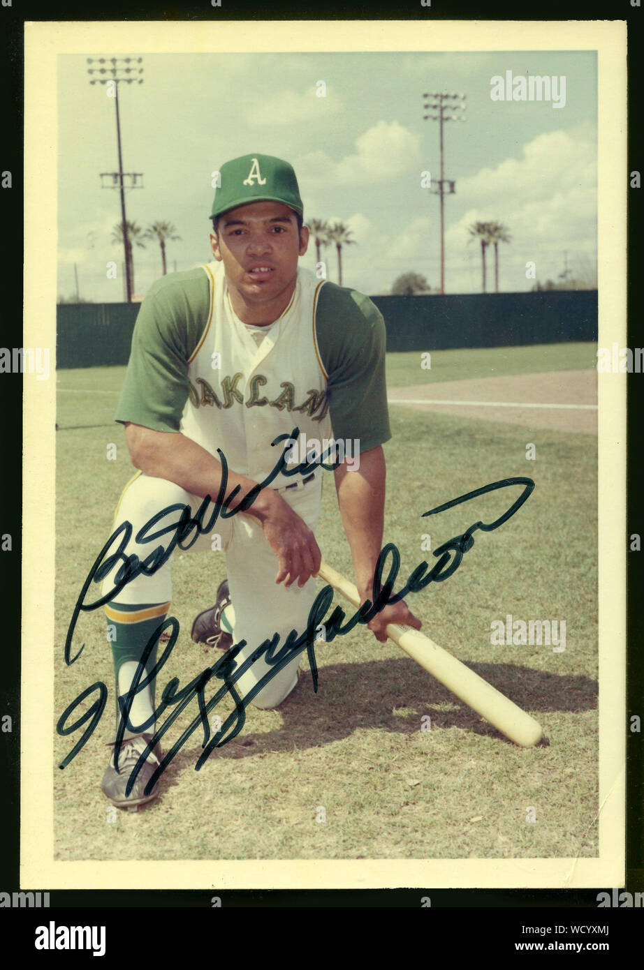 Autographed color snapshot of Reggie Jackson who was a Hall of Fame baseball player with the Oakland As, New York Yankees and other teams from the 1960s to the 1980s. Stock Photo
