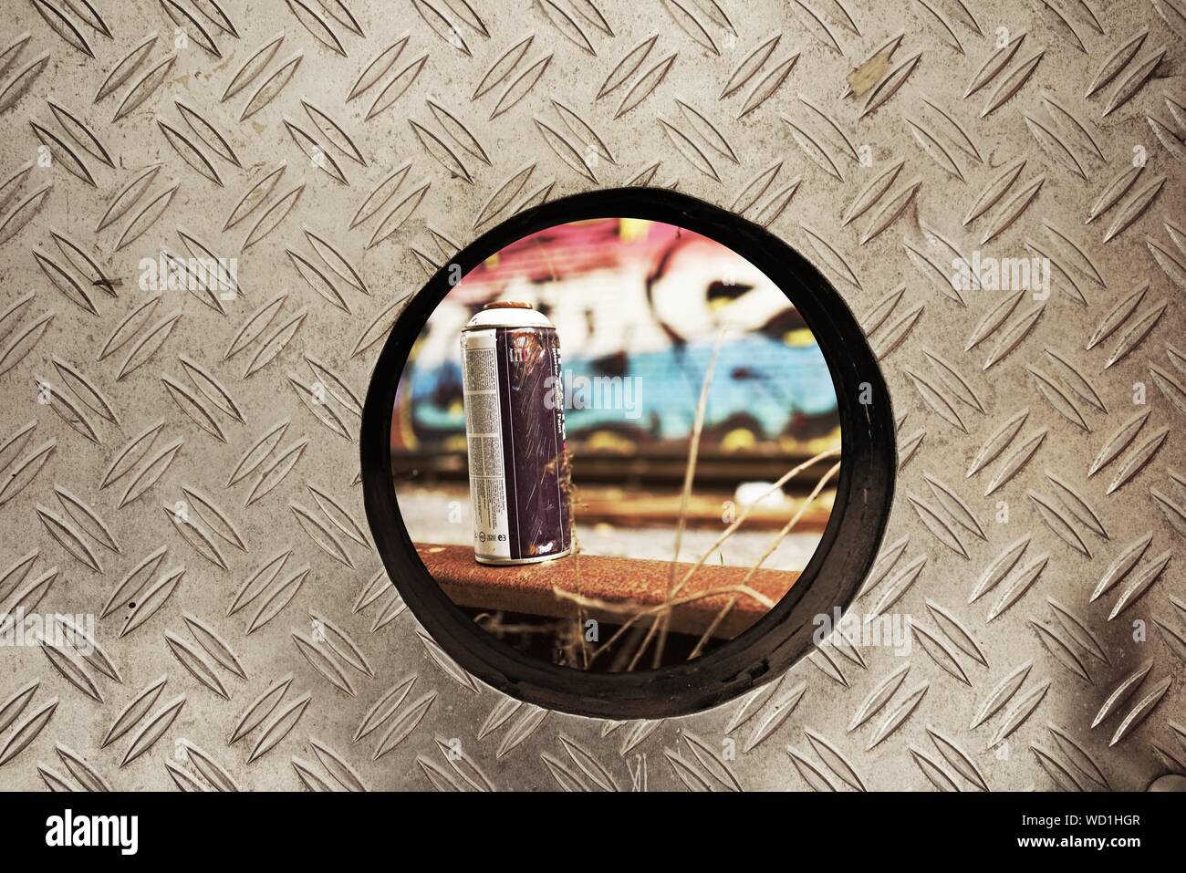 Hole on aerosol can hi-res stock photography and images - Alamy