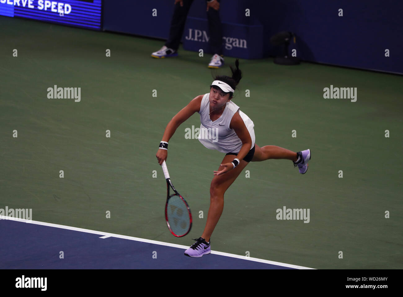 Flushing Meadows, New York, United States. 28th Aug, 2019. Lin Zhu of China serving to Madison Keys of the United States during their first round match at the US Open in Flushing Meadows, New York. Keys won the match in straight sets. Credit: Adam Stoltman/Alamy Live News Stock Photo