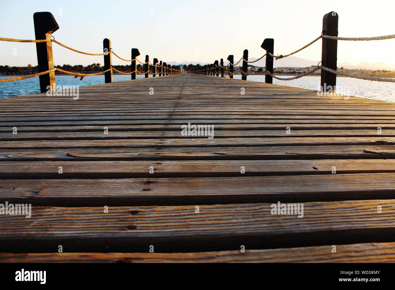 Empty wooden pier hi-res stock photography and images - Alamy