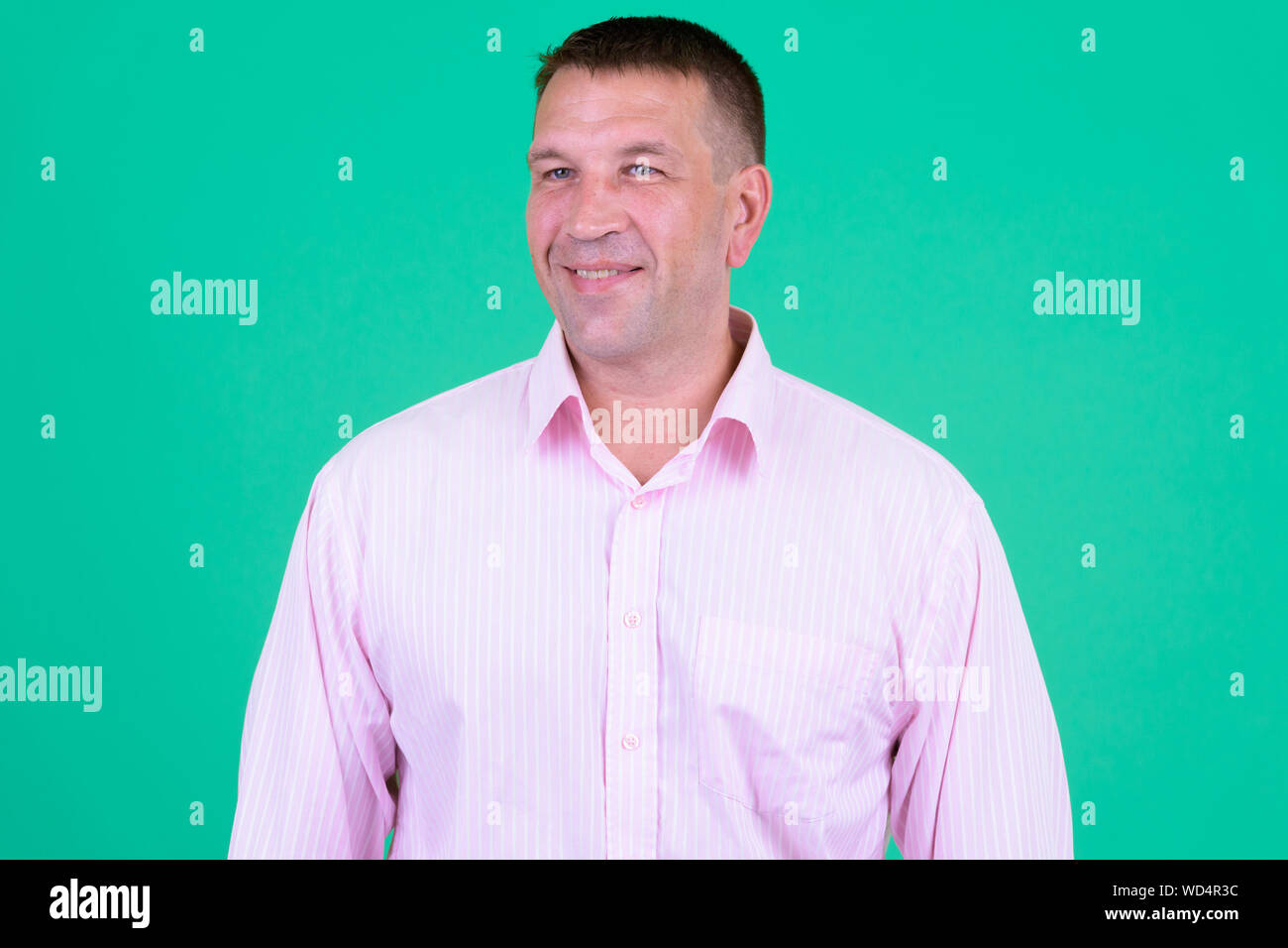 Face happy macho mature man hi-res stock photography and images - Alamy