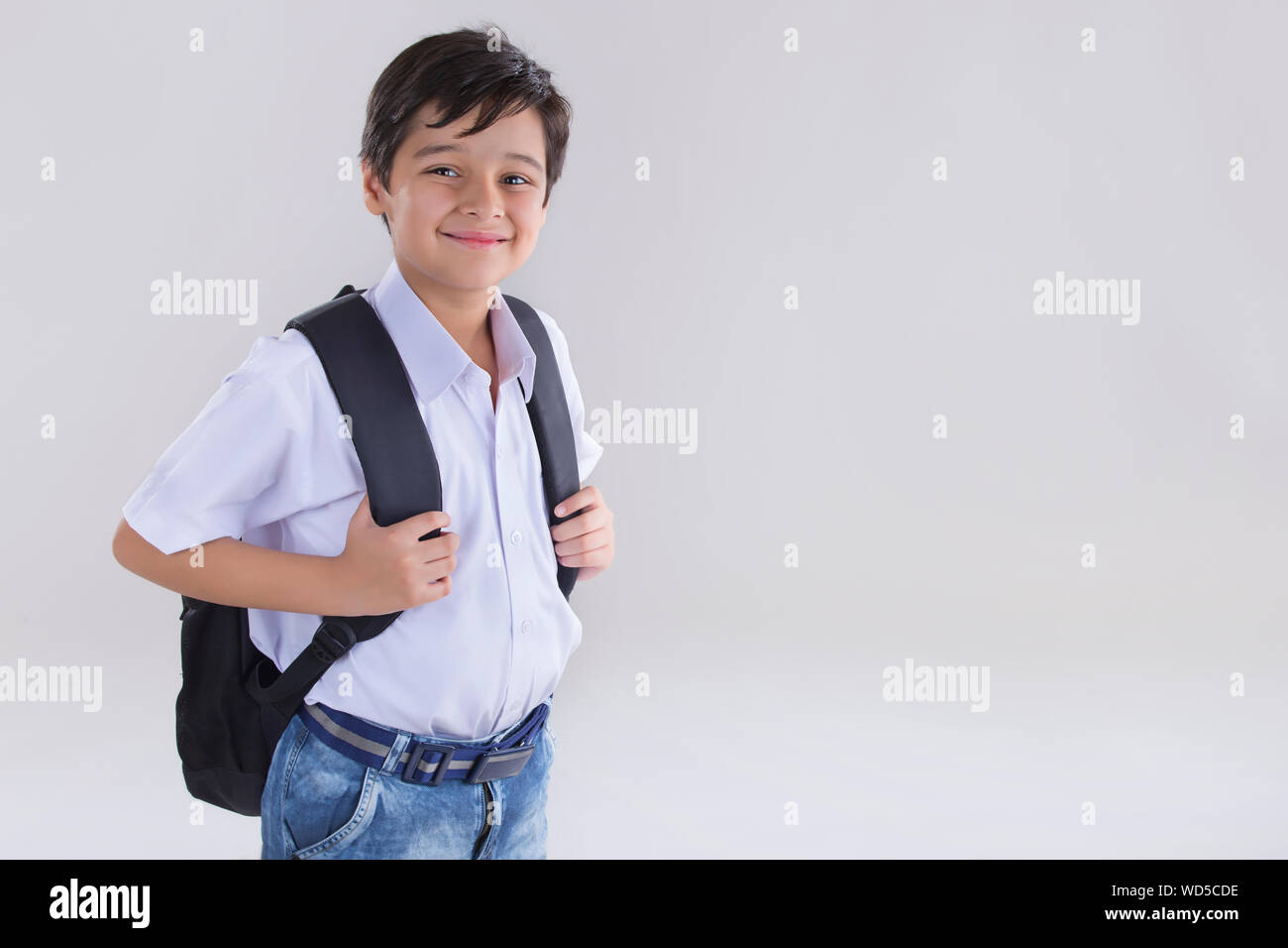 portrait of a school boy smiling Stock Photo - Alamy