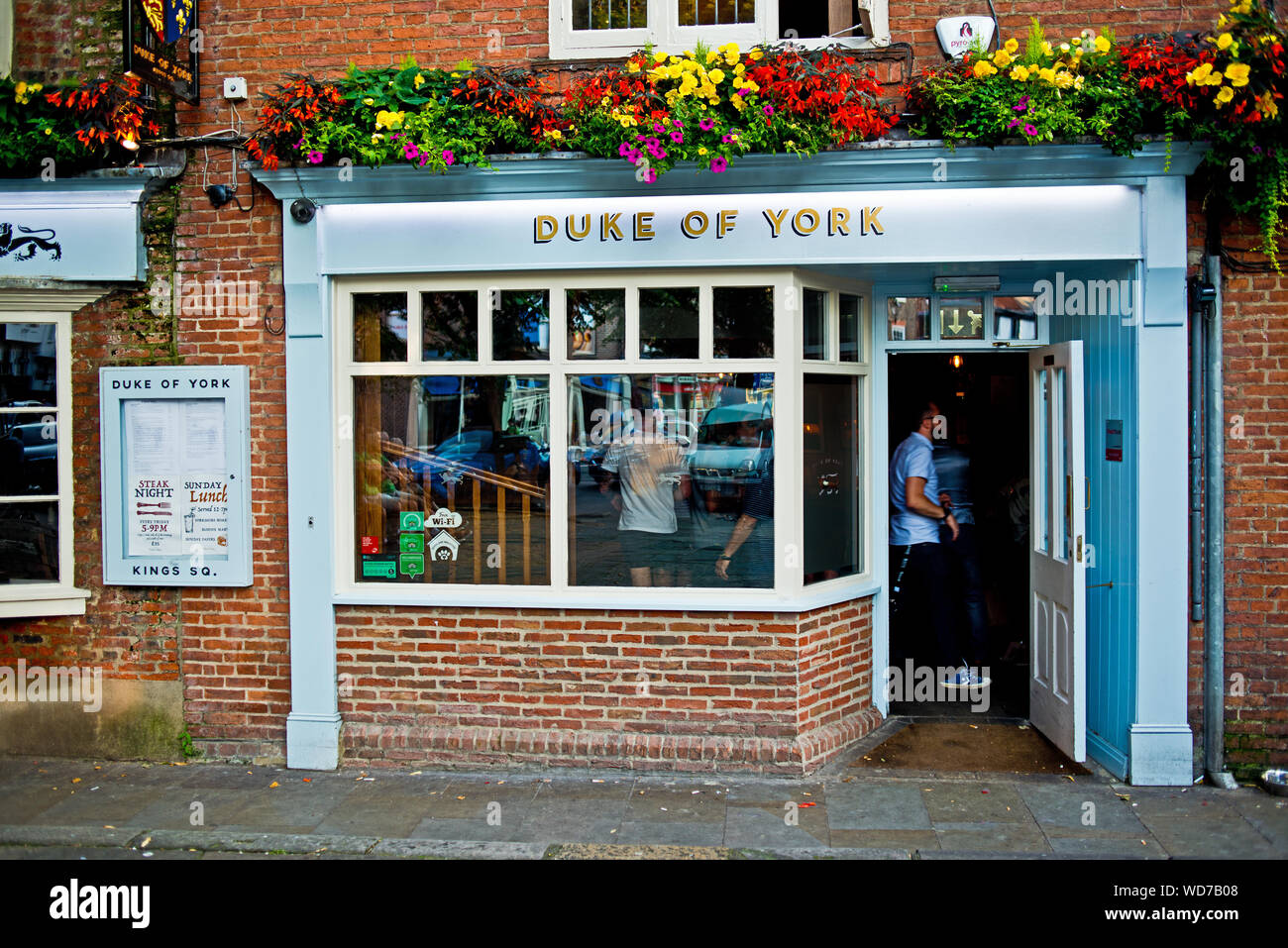The Duke of York Pub, Kings Square, York, England Stock Photo Alamy