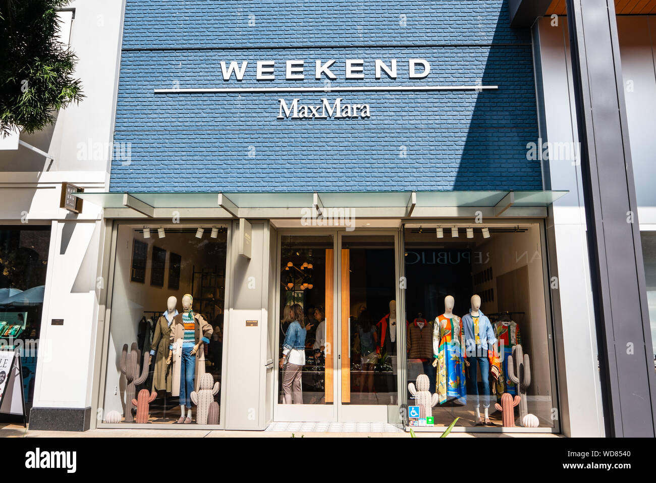 August 28, 2019 Palo Alto / CA / USA - Weekend MaxMara store located in Stanford Shopping Mall in San Francisco bay area Stock Photo