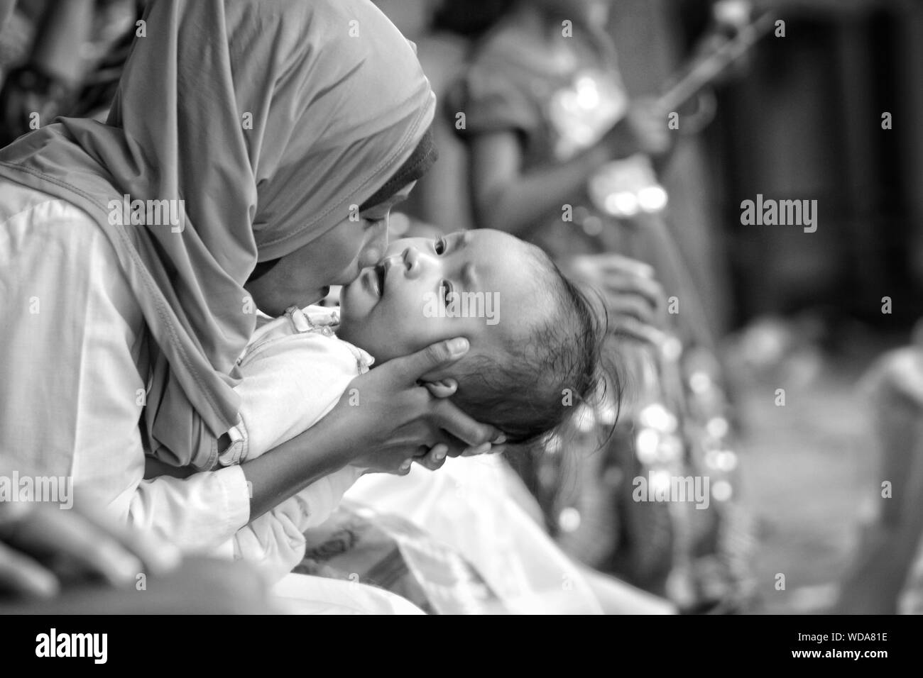 Featured image of post Mother And Baby Images Black And White / If you are a parent and want to get the best out of your life,then save baby boys cute newborn baby black newborn baby newborn baby sleeping newborn baby with mother free newborn baby boy images ,newborn baby s newborn baby kittens.