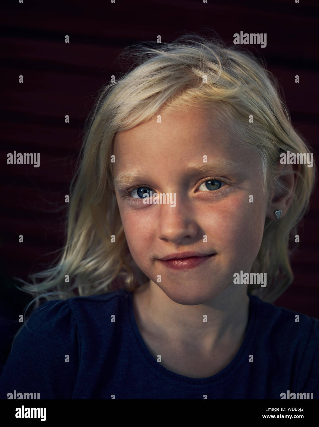 Blond haired girl hi-res stock photography and images - Alamy