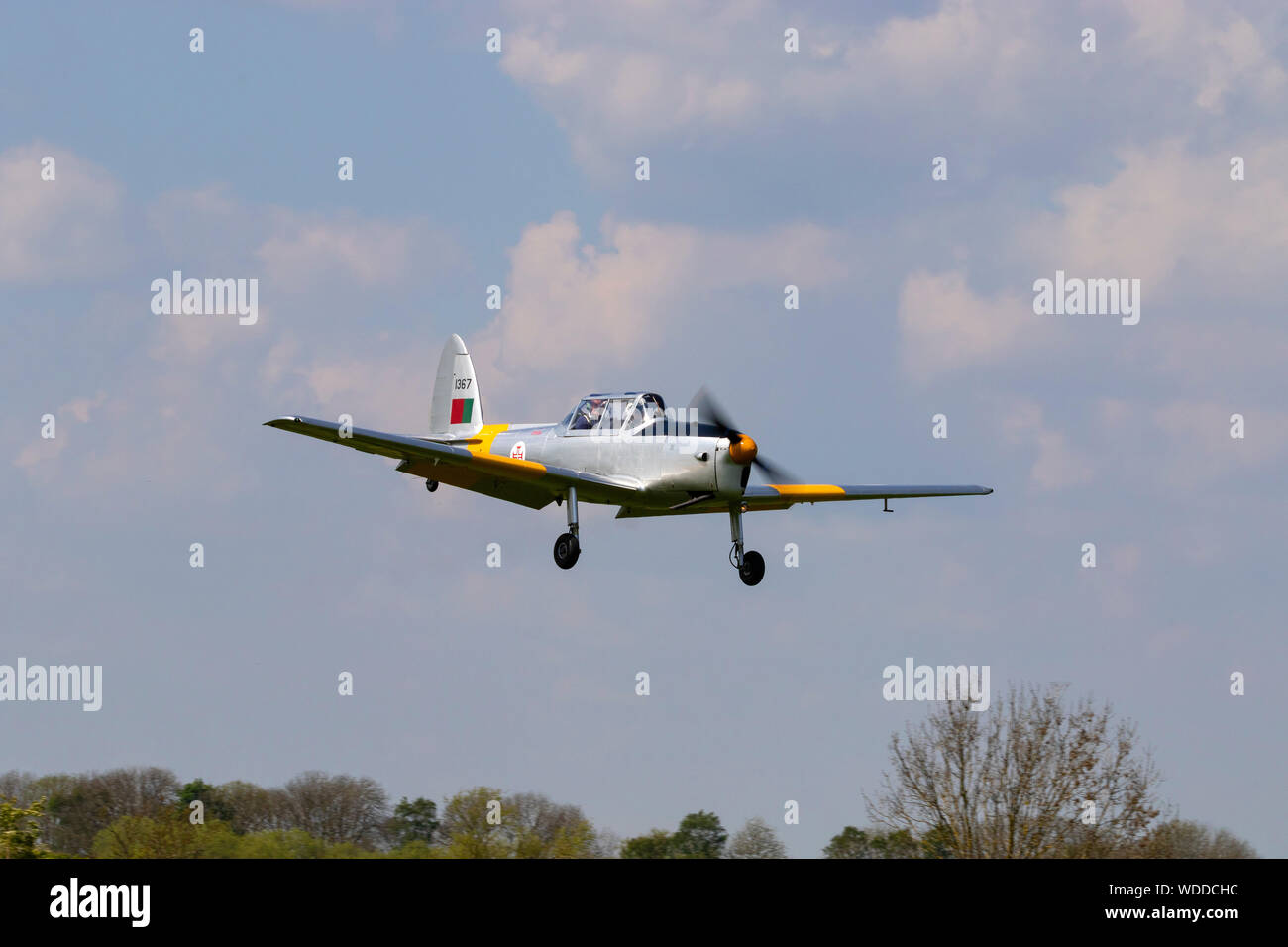 De Havilland Canada Dhc 1 Chipmunk 22 1367 G Uana Stock Photo Alamy
