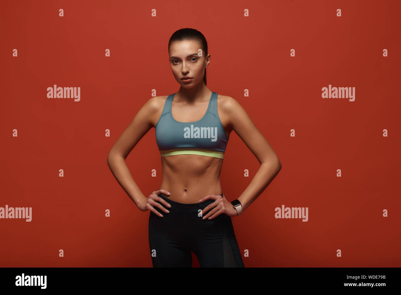 Sports bra hi-res stock photography and images - Alamy