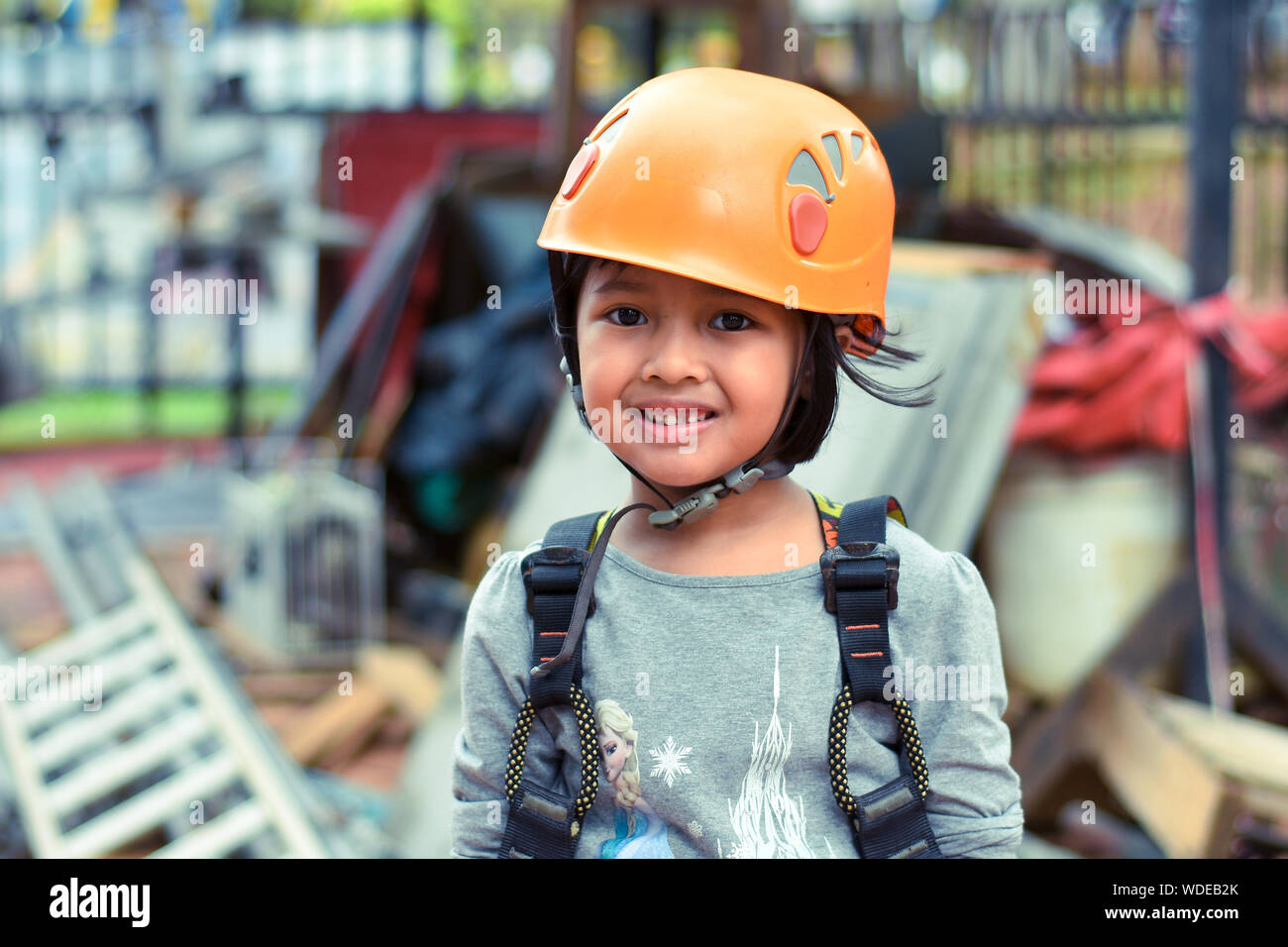 Safety harness and helmet hi-res stock photography and images - Alamy