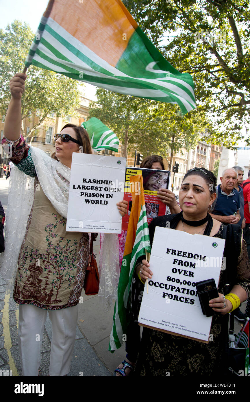 Whitehall, August 29th 2019. Kashmiri women protest at the occupation of Kashmir. Stock Photo