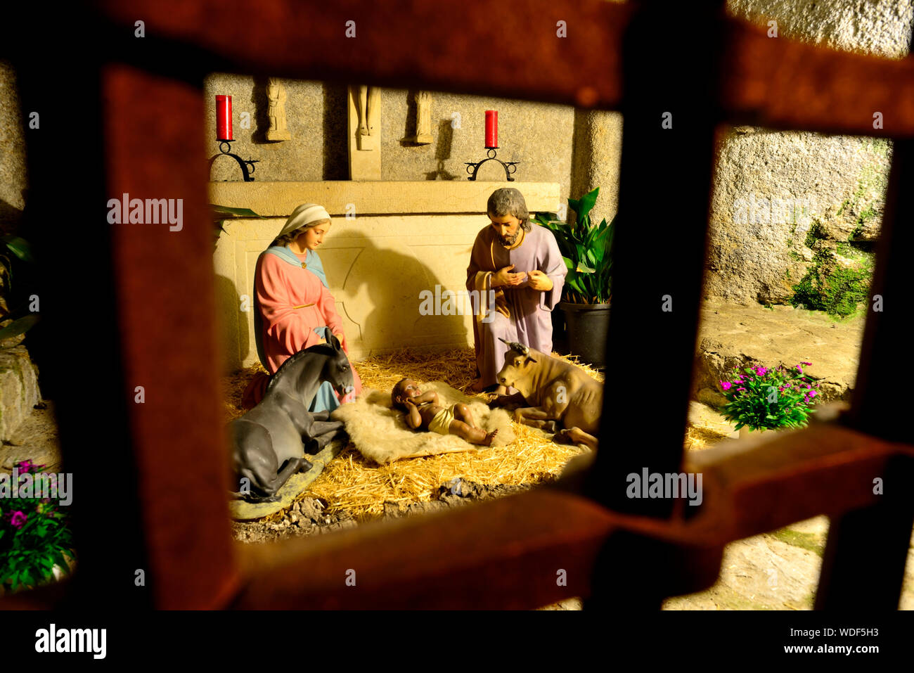 Birth of jesus cave hires stock photography and images Alamy