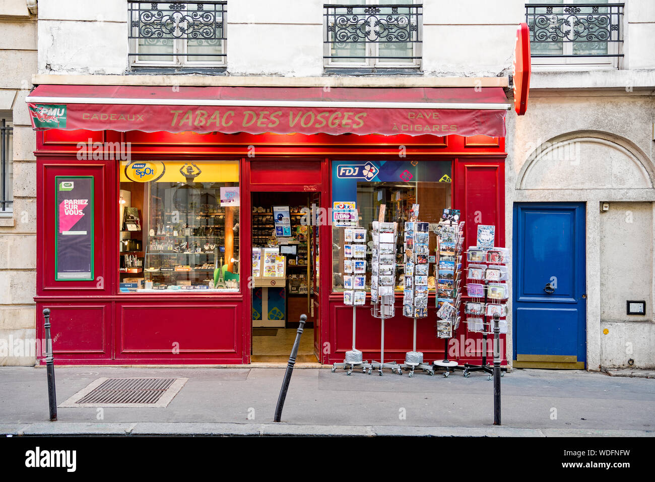 Tabac kiosk local shop in Paris France Stock Photo