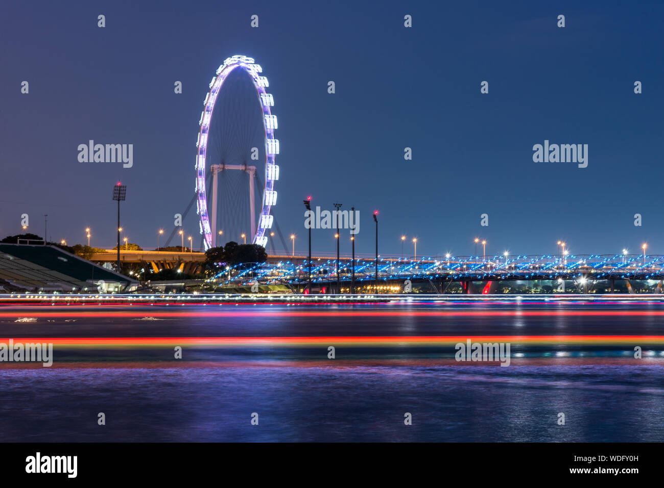 marina bay with the giant ferris wheel 