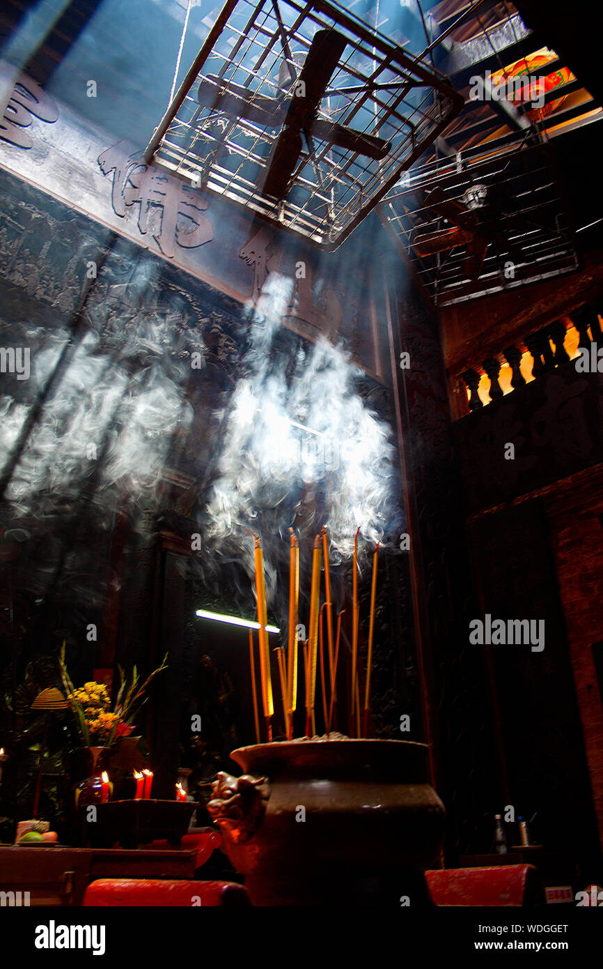 Joss Sticks In An Incense Pot Stock Photo Alamy