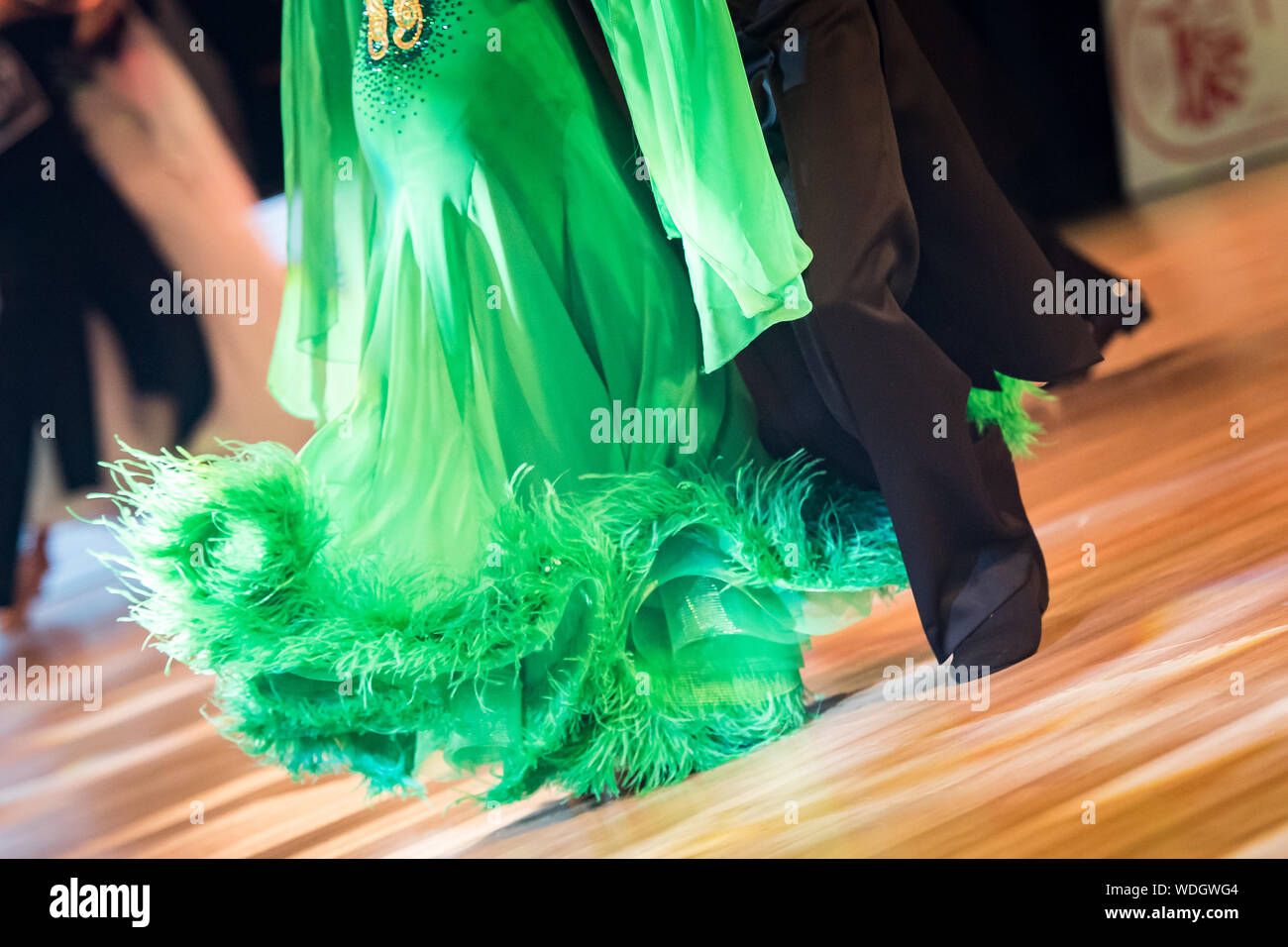 couple dancing standard dance on the dancefloor Stock Photo Alamy