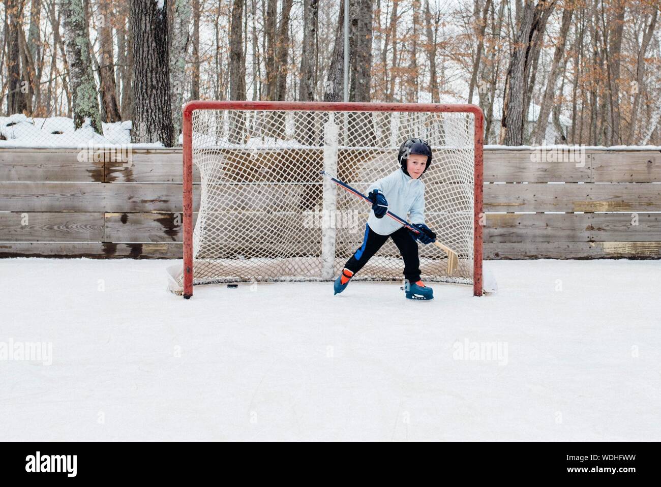 Boy Playing Ice Hockey High Resolution Stock Photography and Images Alamy
