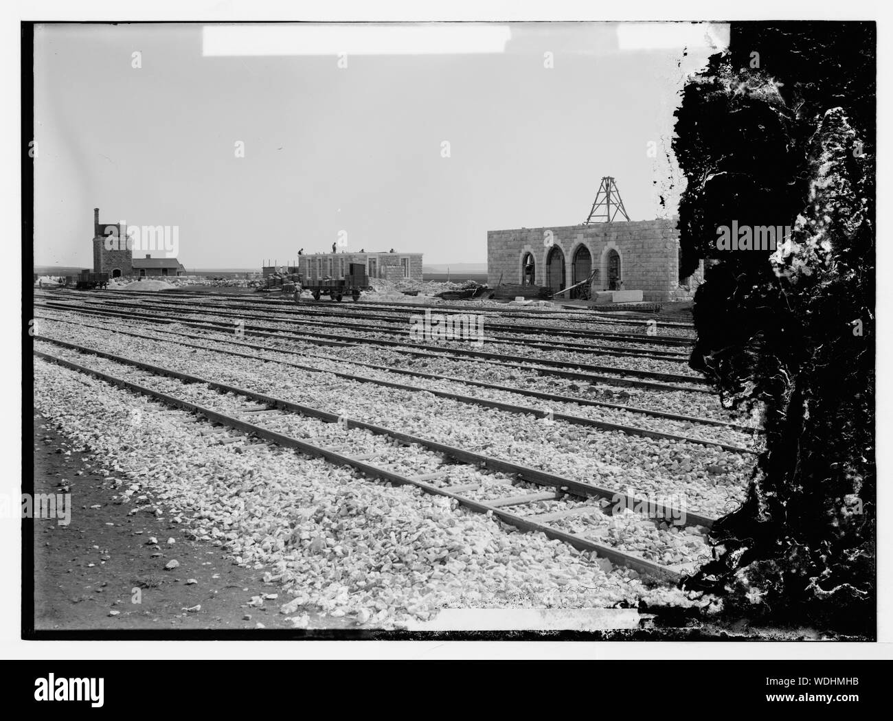 German Baghdad Railway, 190 . Building station at Mosul Abstract/medium: G. Eric and Edith Matson Photograph Collection Stock Photo