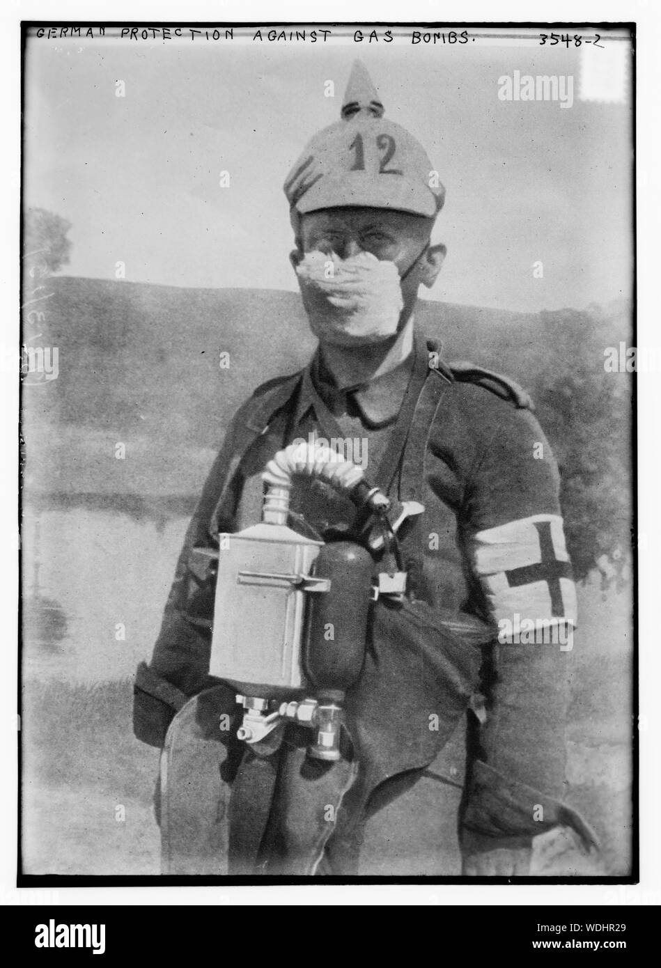 World war 1 gas mask training hi-res stock photography and images - Alamy