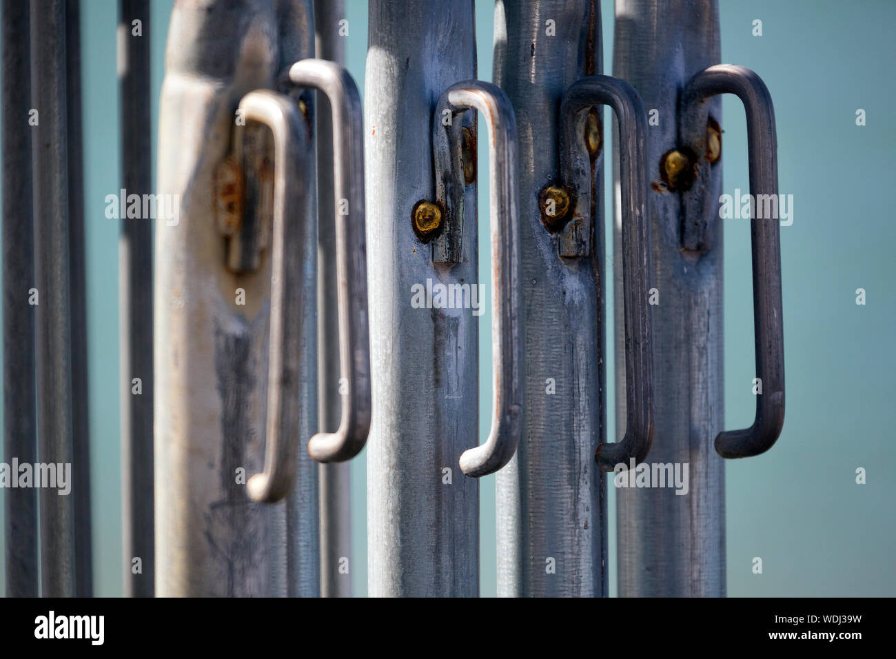 Public confrontation hi-res stock photography and images - Alamy