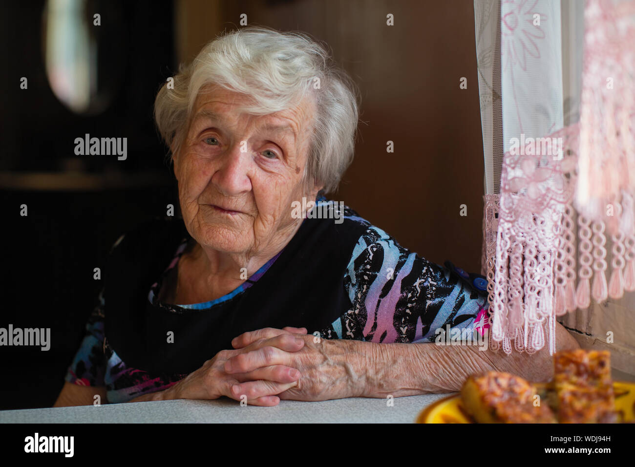 Old gray haired lady hi-res stock photography and images - Alamy