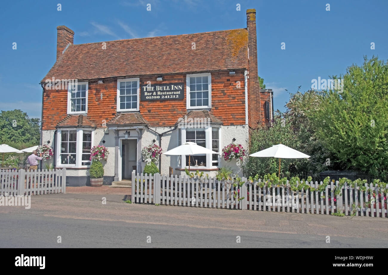 Rolvenden The Bull Inn & Restaurant Kent Stock Photo Alamy