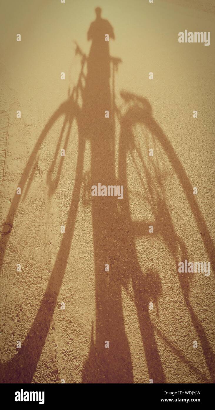 Sand on bicycle hires stock photography and images Alamy