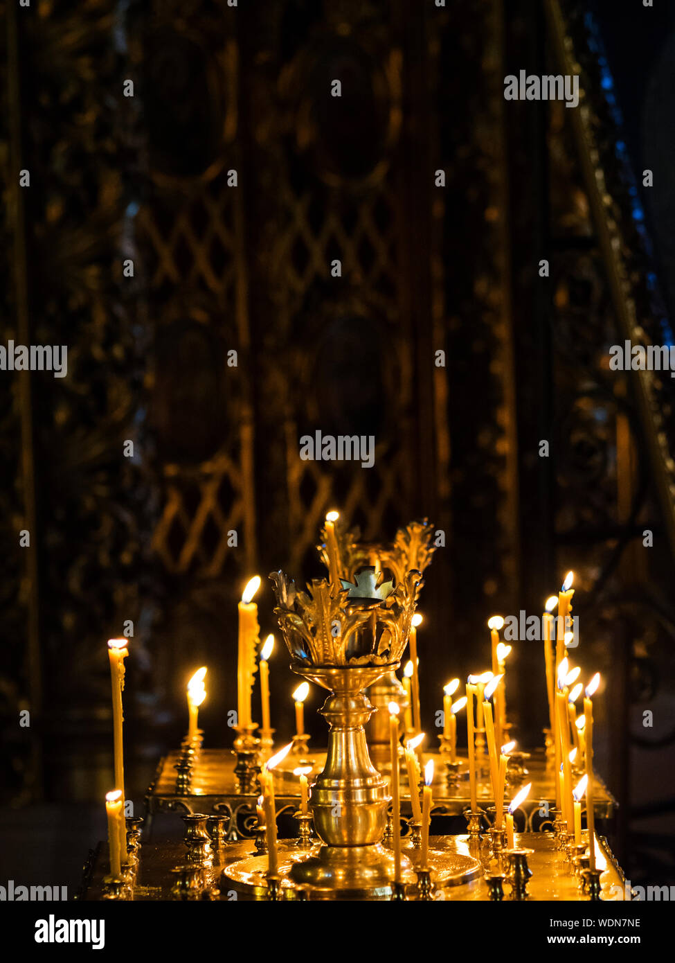 Altar with candles hires stock photography and images Alamy