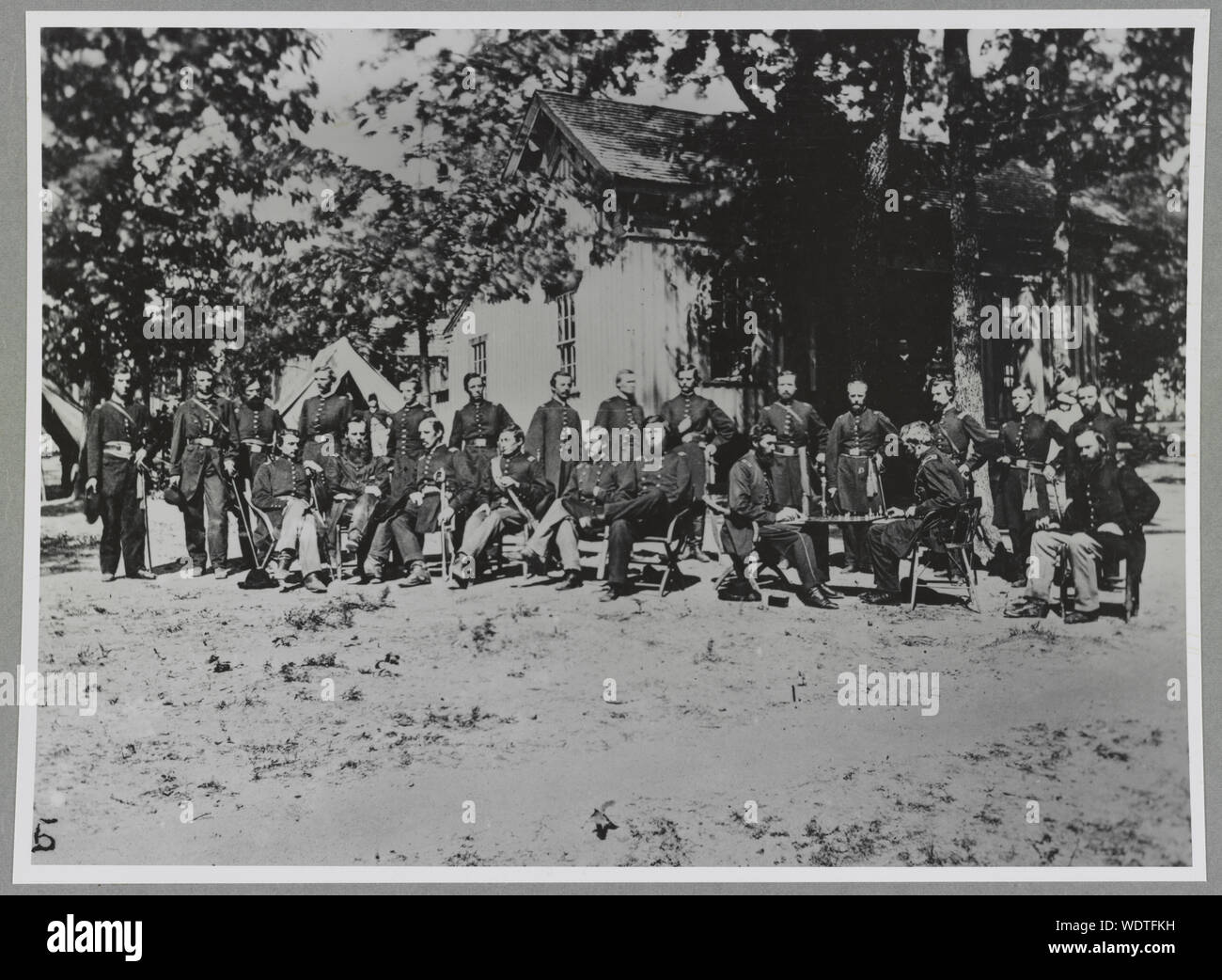 American military officers officials hi-res stock photography and ...
