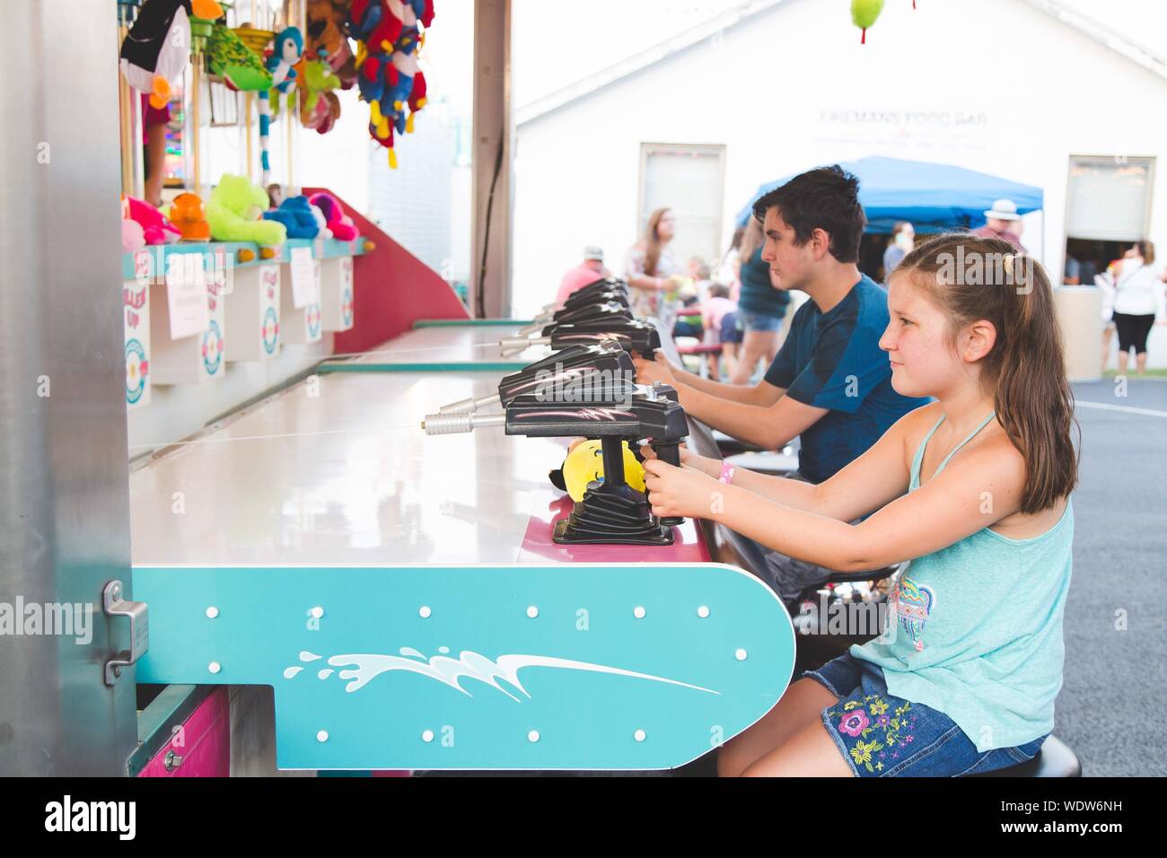 Carnival Game Booth High Resolution Stock Photography and Images Alamy