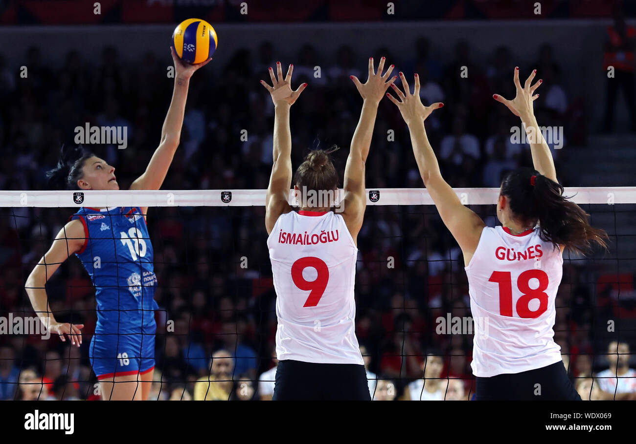 Ankara, Turkey. 29th Aug, 2019. Meliha Ismailoglu (C) and Zehra Gunes (R) of Turkey block the ball during the Pool A match between Turkey and Serbia at the 2019 Women's Volleyball European Championship in Ankara, Turkey, Aug. 29, 2019. Credit: Mustafa Kaya/Xinhua Stock Photo