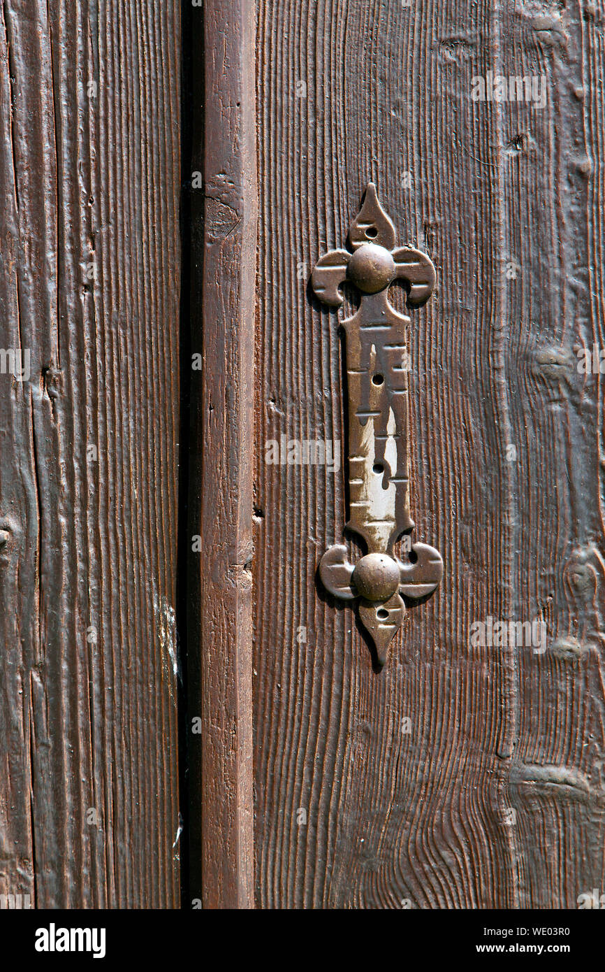 Metal door decoration hires stock photography and images Alamy