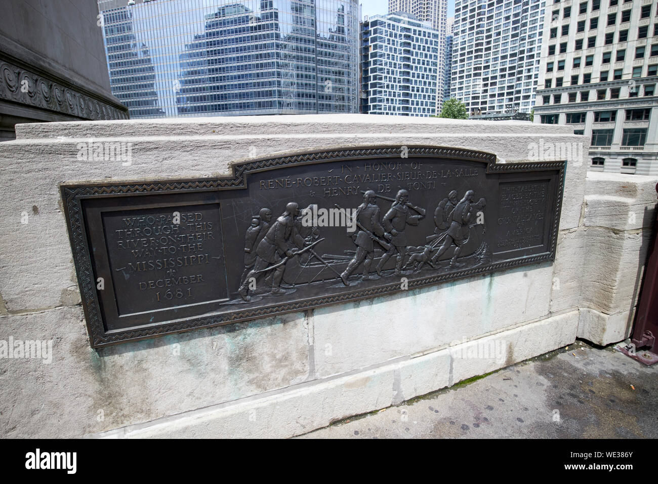 bronze plaque commemorating rene-robert cavelier sieur de la salle and henry de tonti dusable michigan avenue bridge chicago illinois united states of Stock Photo
