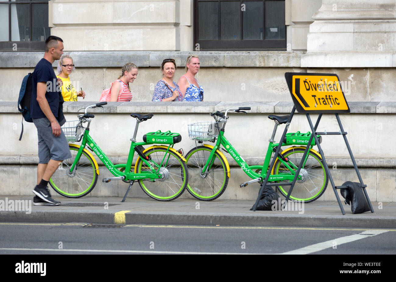 London electric bikes hires stock photography and images Alamy