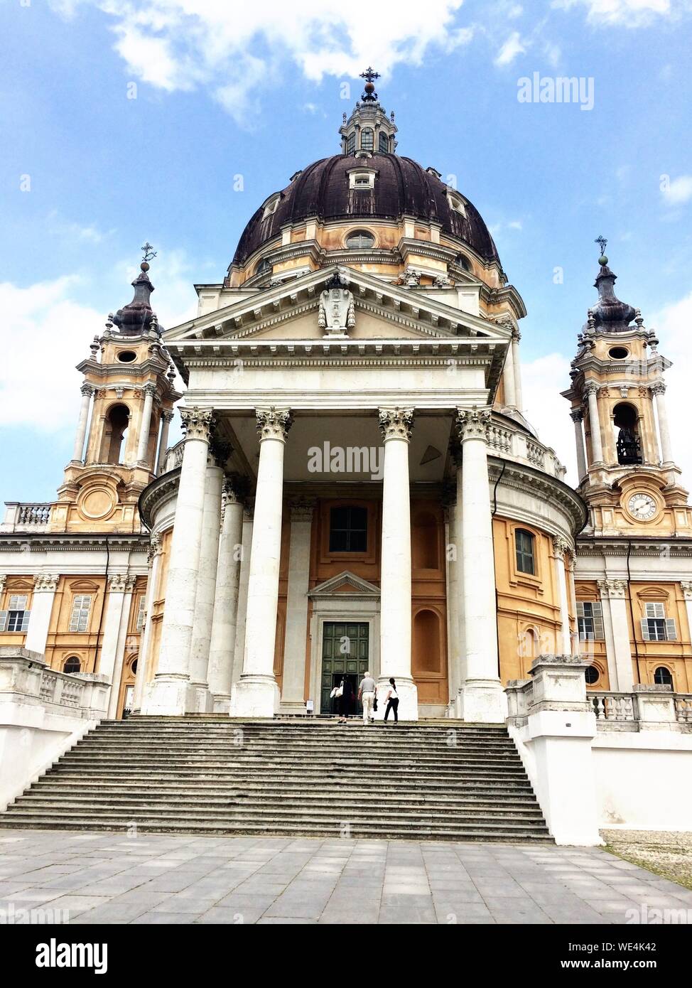 Ancient basilica hi-res stock photography and images - Alamy
