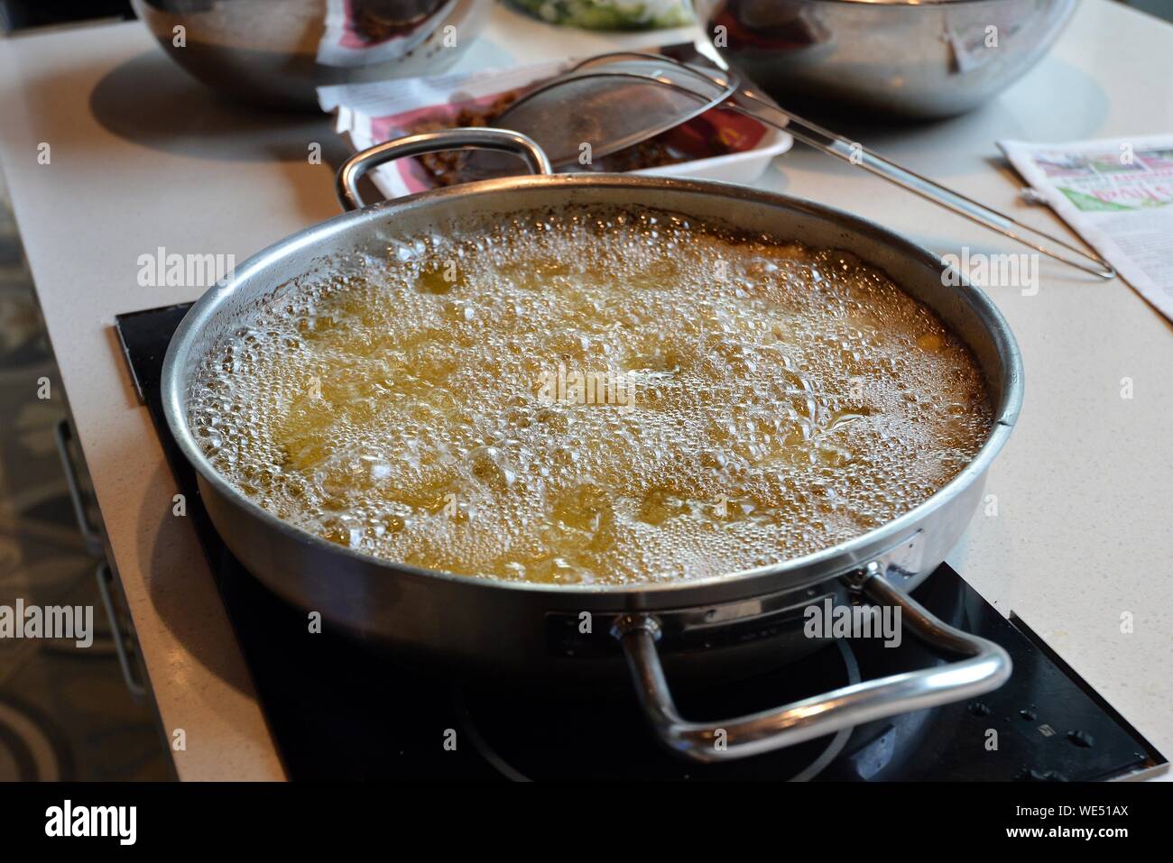 Stove induction hires stock photography and images Alamy
